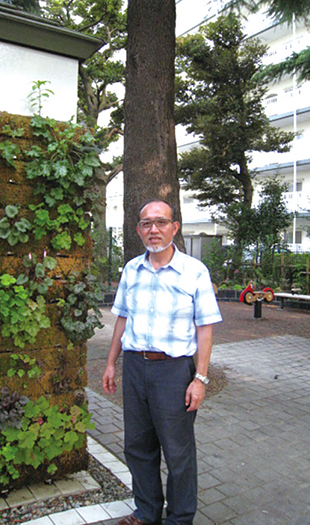 頻繁に公園に足を運ぶ造園科学科近藤三雄教授