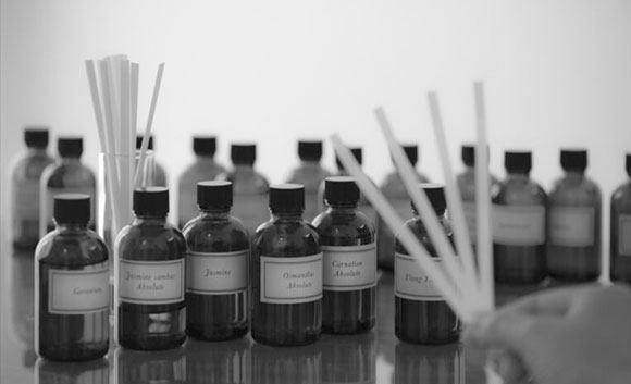 特別展「調香ミュージアム〜香りで紡ぐ、秘密の世界